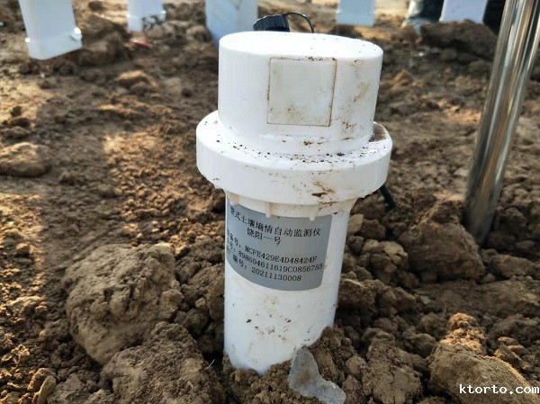 管式土壤墒情监测站安装图片3 管式土壤墒情监测站安装图片3