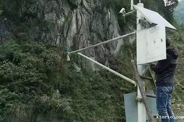 雷达水位监测站图片2 雷达水位监测站图片2